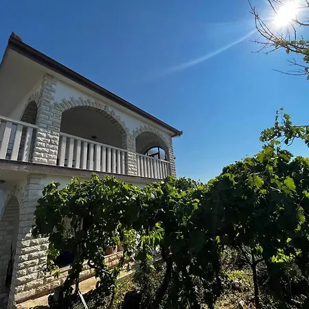Apartamento “snjezana” *